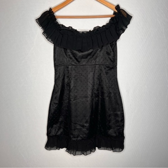 NWT! Nic & Jo Black Off-the-Shoulder Ruffled Mini Cocktail Dress. Size Medium. - Picture 4 of 13